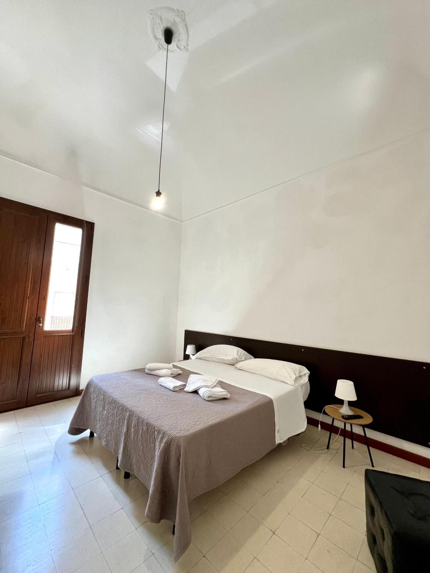 Ferienwohnung Cortile Bassi 185 Trapani Exterior foto